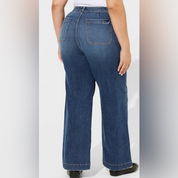 Torrid wide leg stretch vintage wash jeans nwot - Picture 3 of 5